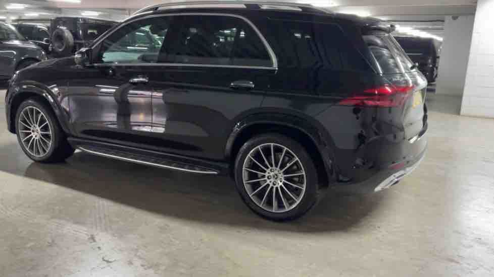More views of Mercedes-Benz GLE