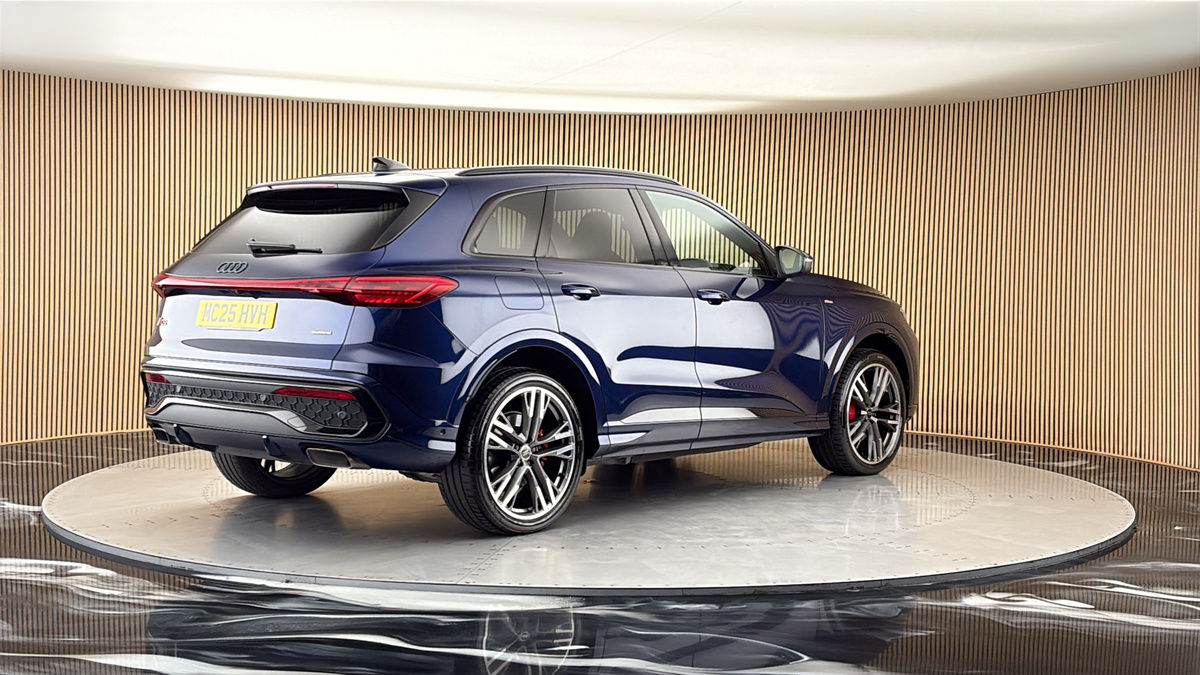 Audi Q5 Image 21