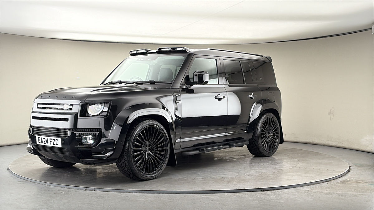 Land Rover Defender 110 Urban Image 20