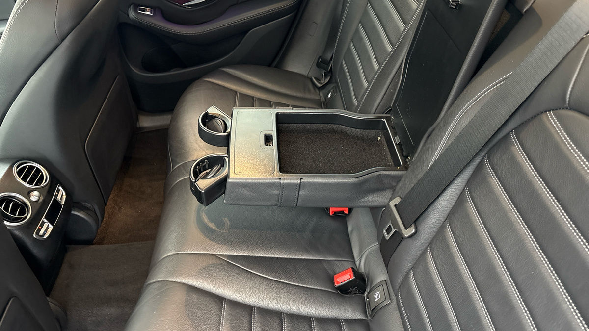 Mercedes-Benz GLC Image 9