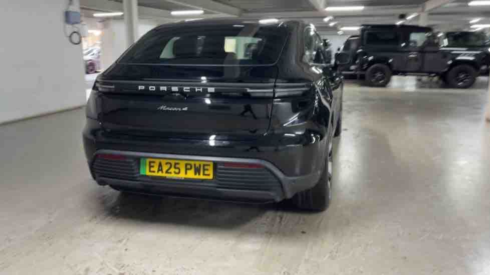 More views of Porsche Macan