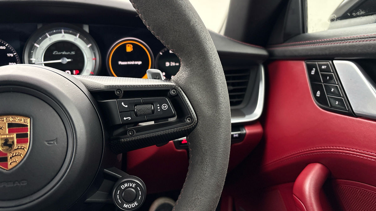 Porsche 911 Image 14