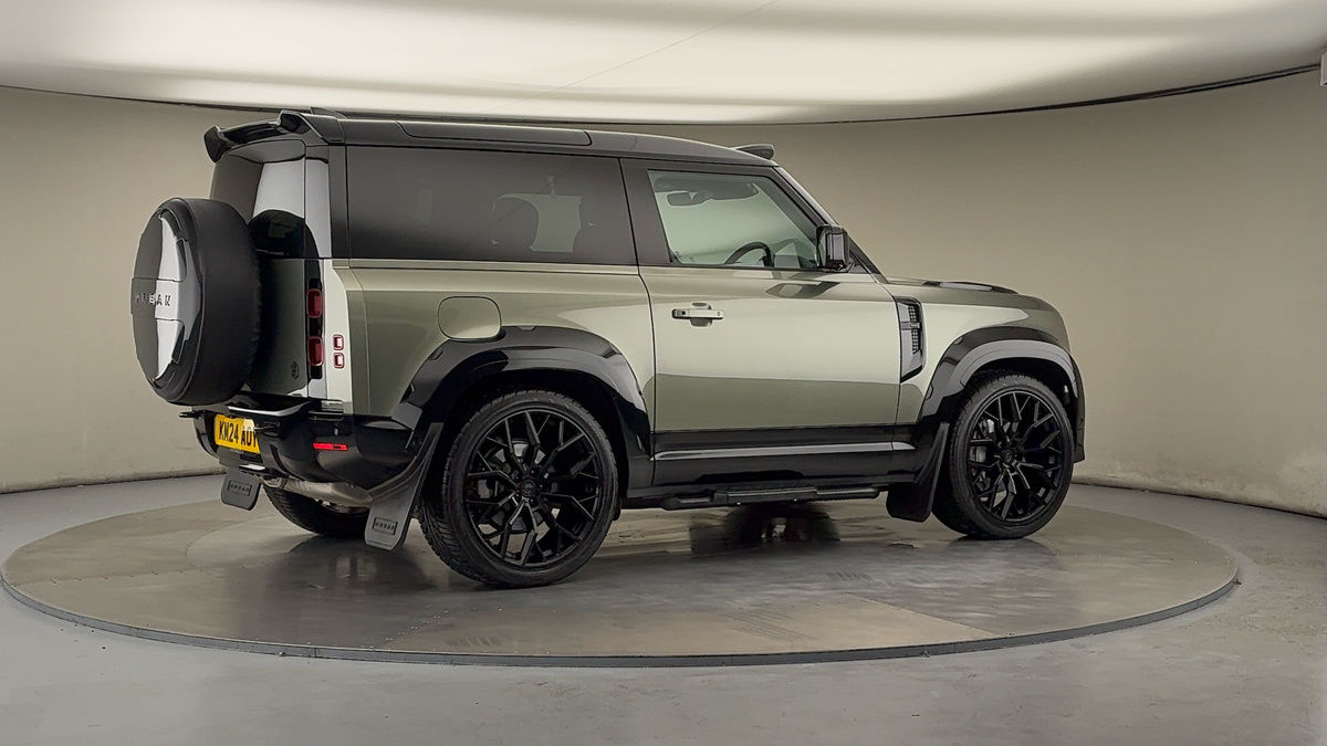 More views of Land Rover Defender 90