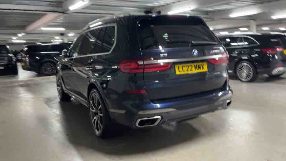 More views of BMW X7