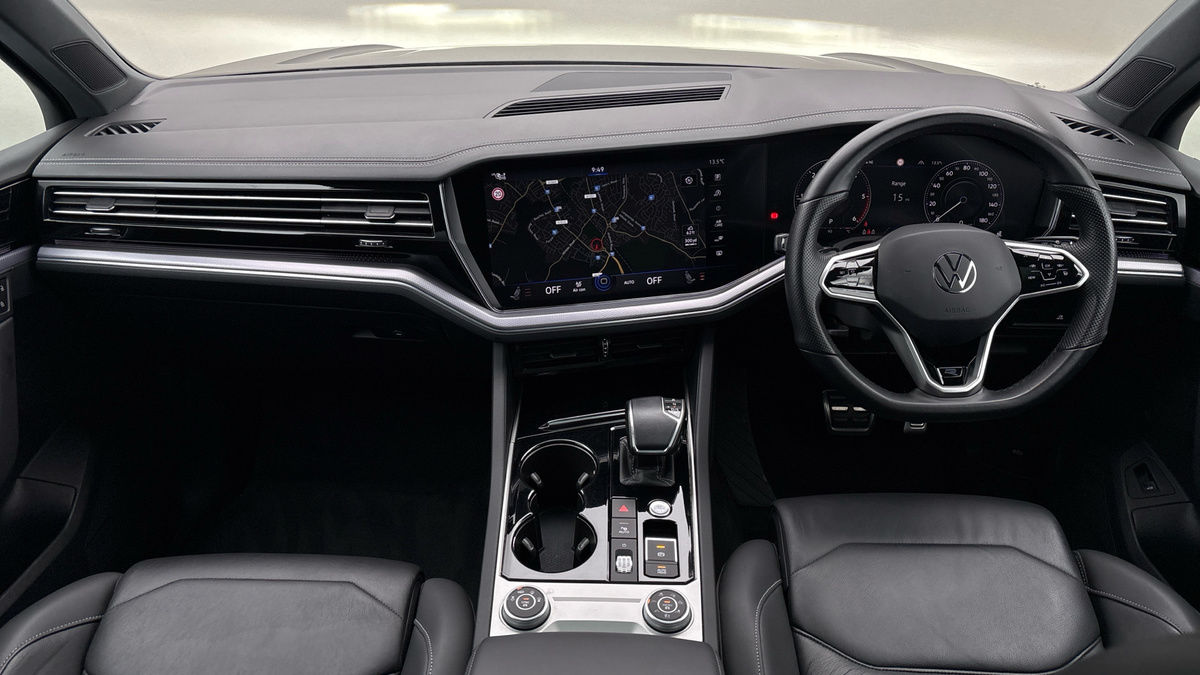 Volkswagen Touareg Image 12