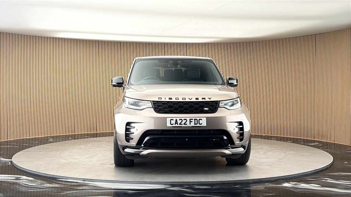 More views of Land Rover Discovery