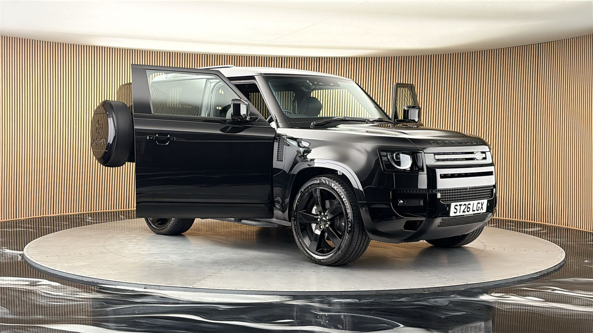 More views of Land Rover Defender 90