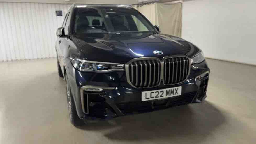 More views of BMW X7