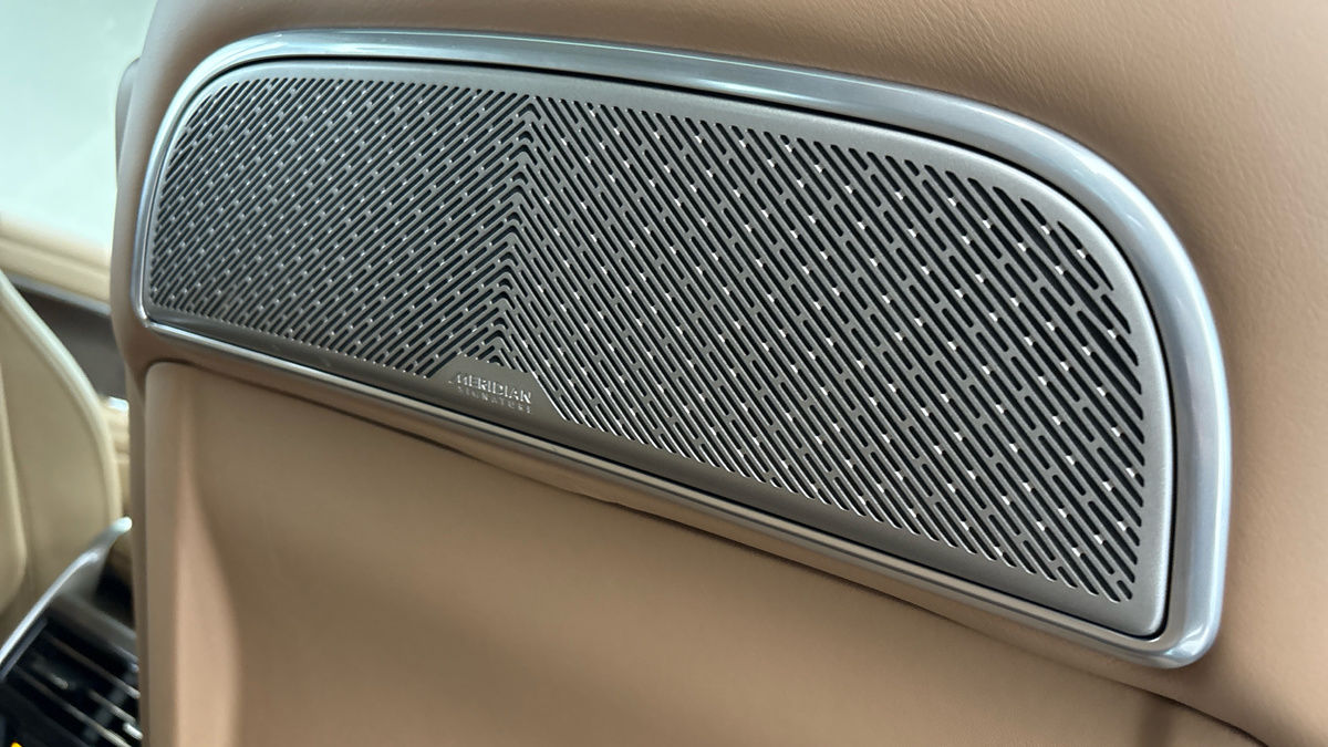 Land Rover Range Rover Image 25