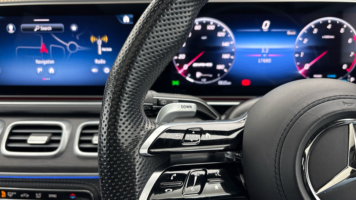 Mercedes-Benz GLE Image 13