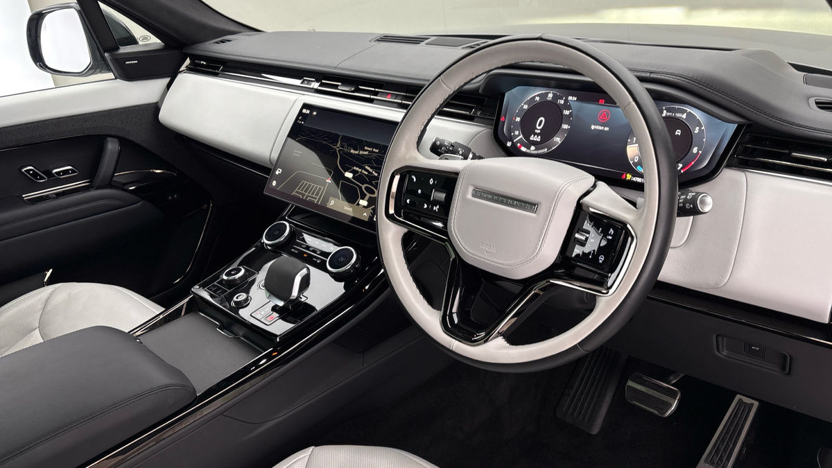 Land Rover Range Rover Sport Image 5