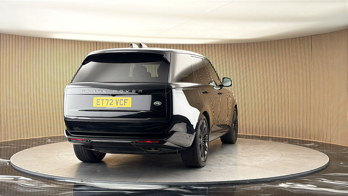 More views of Land Rover Range Rover