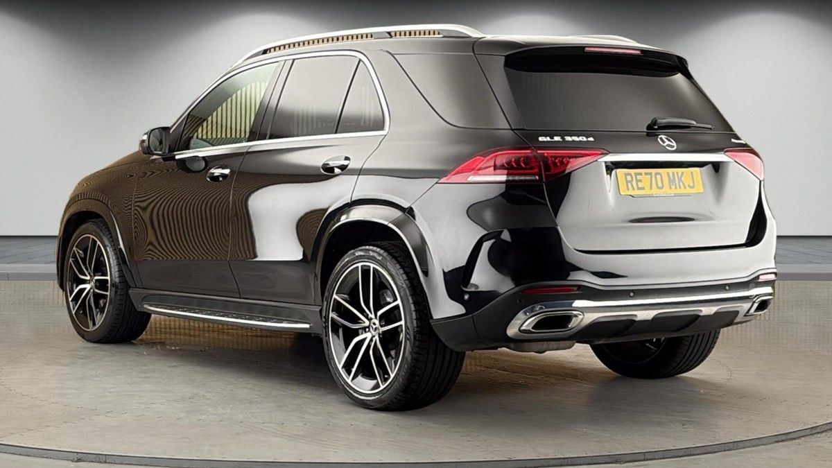 Mercedes-Benz GLE Image 2