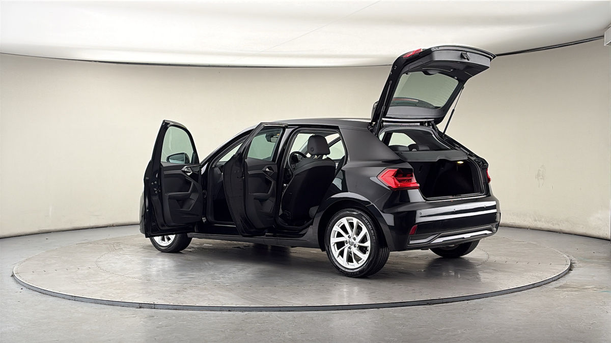 More views of Audi A1