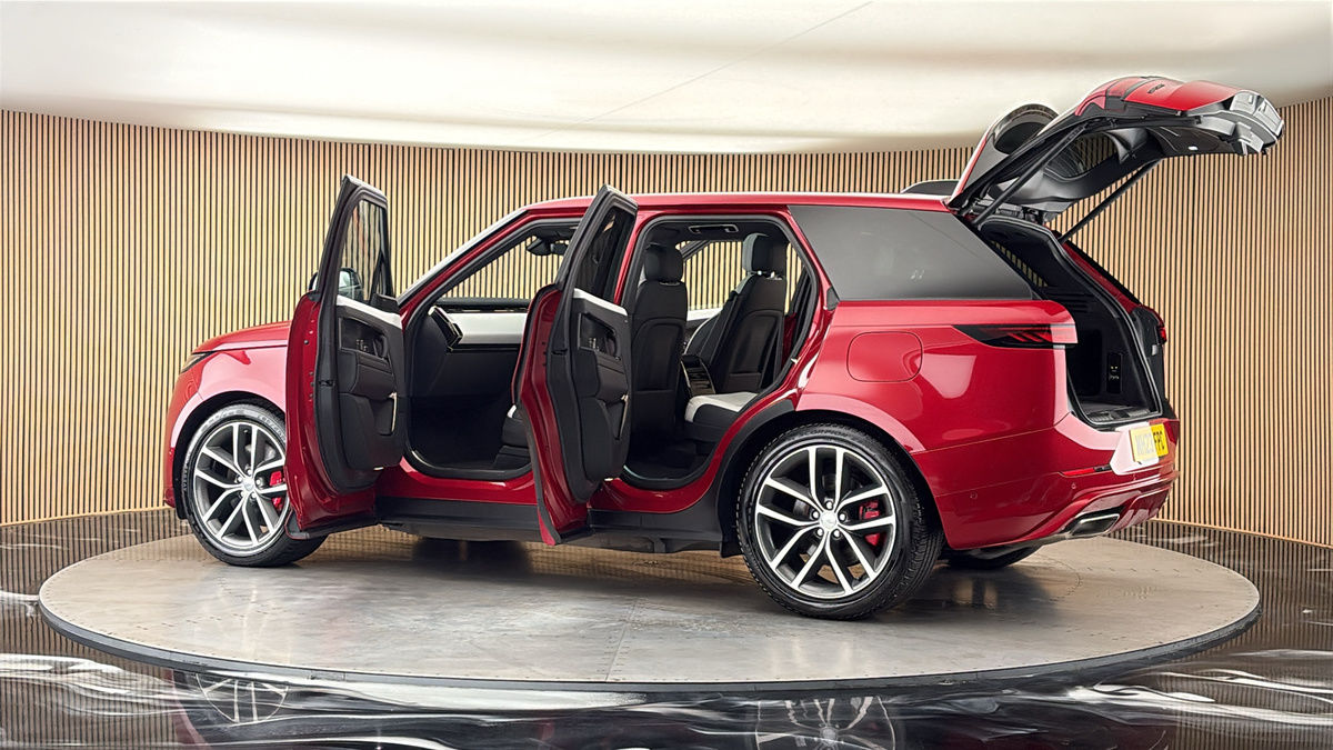 More views of Land Rover Range Rover Sport