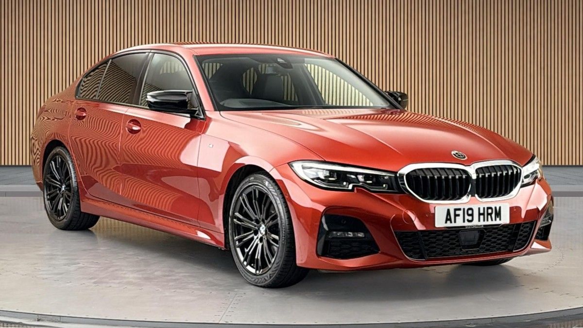 BMW 3 Series Sticky Header Image