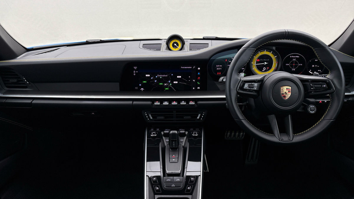Porsche 911 Image 12