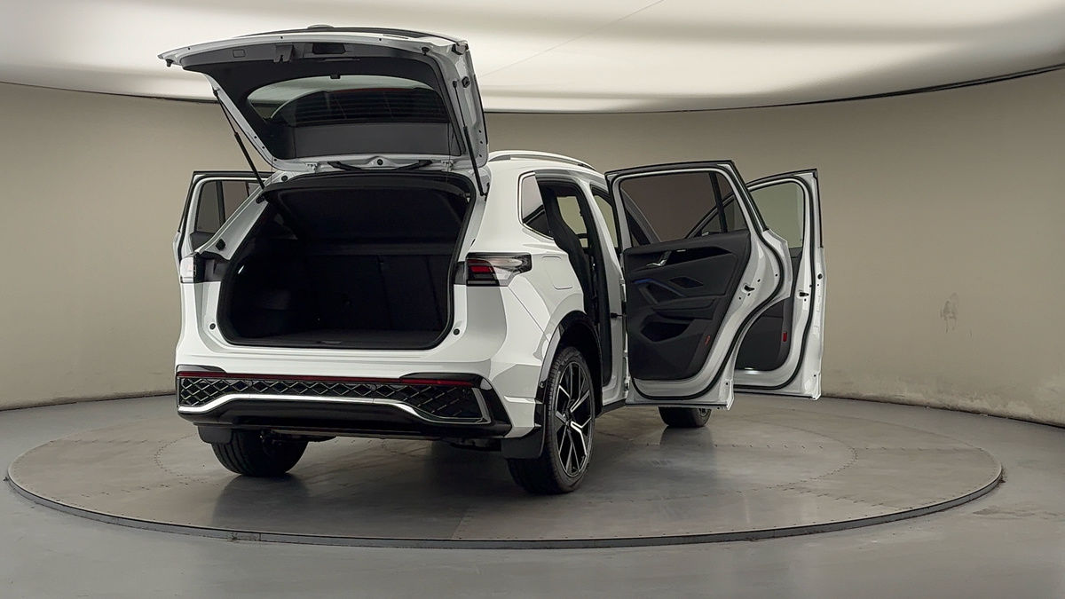 More views of Volkswagen Tiguan