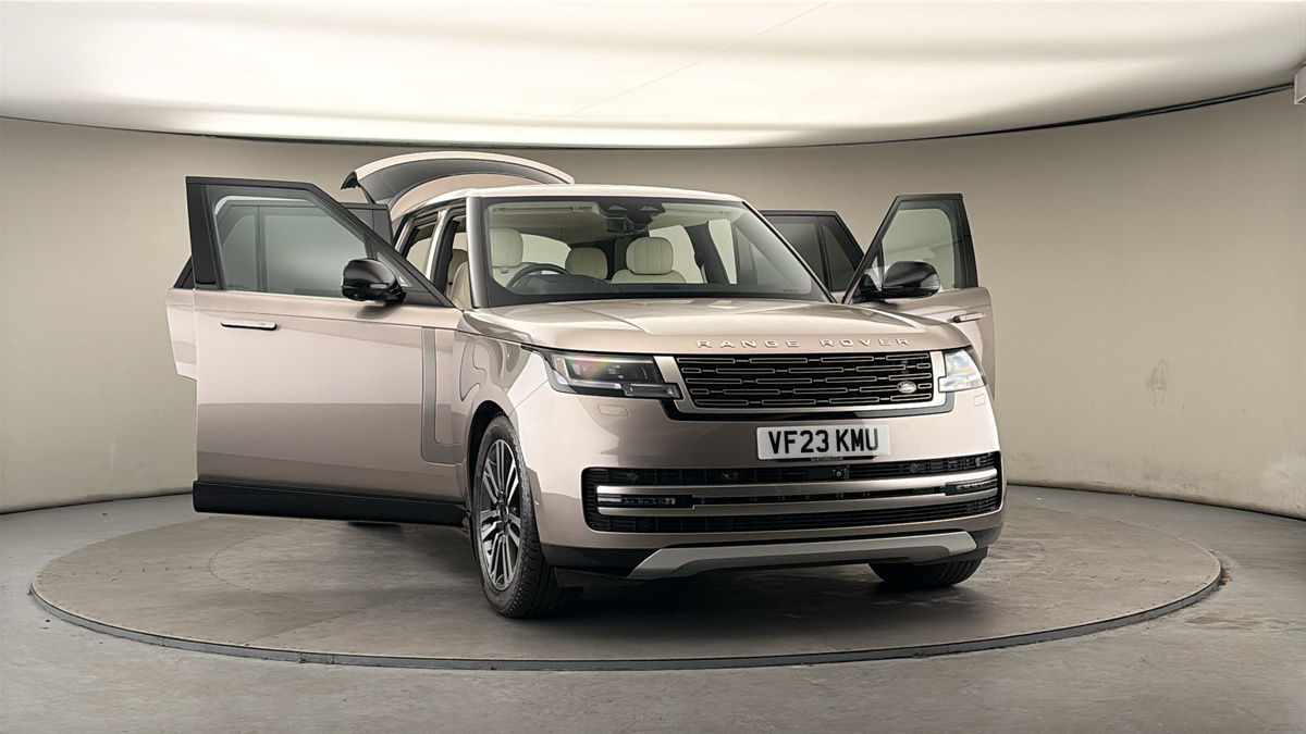 More views of Land Rover Range Rover