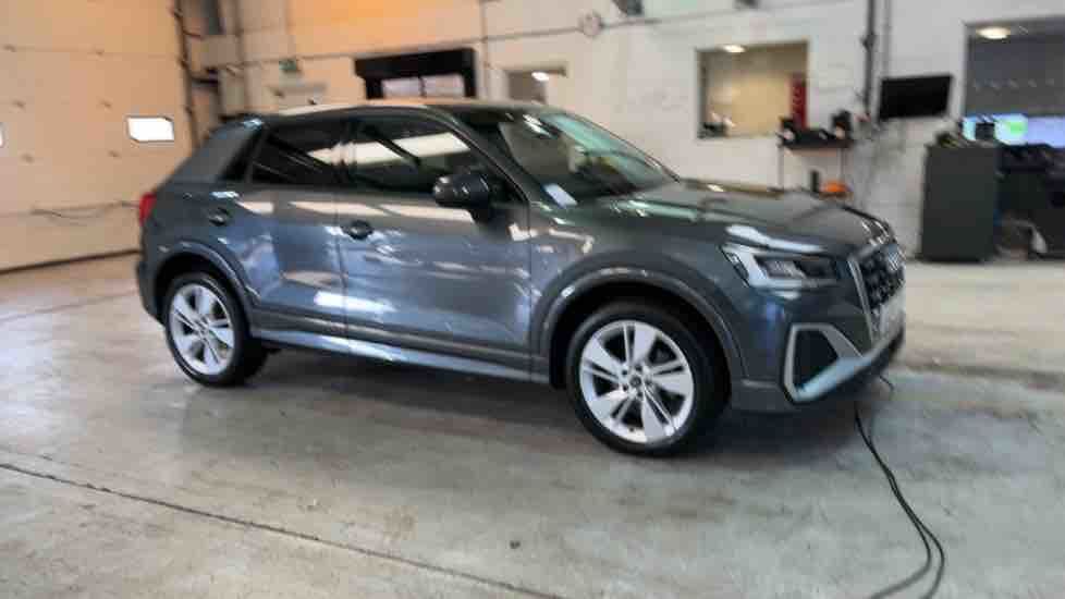 More views of Audi Q2