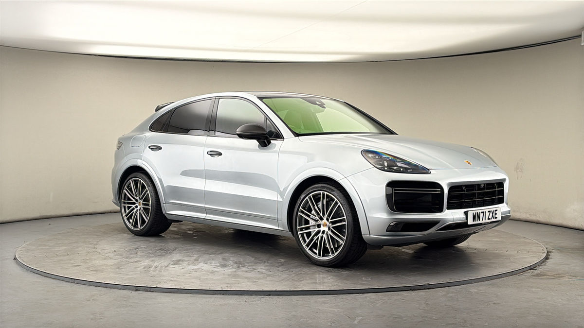 More views of Porsche Cayenne