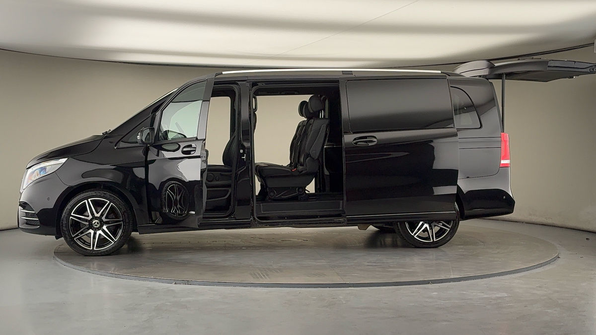 More views of Mercedes-Benz V Class