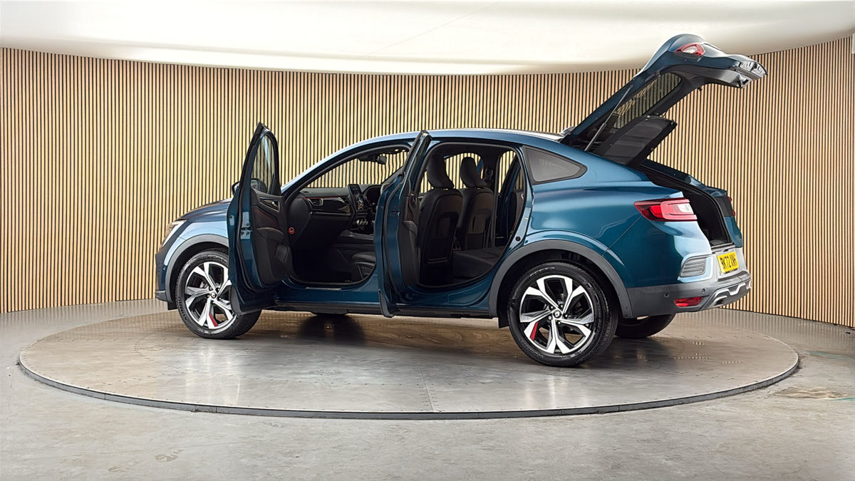 More views of Renault Arkana