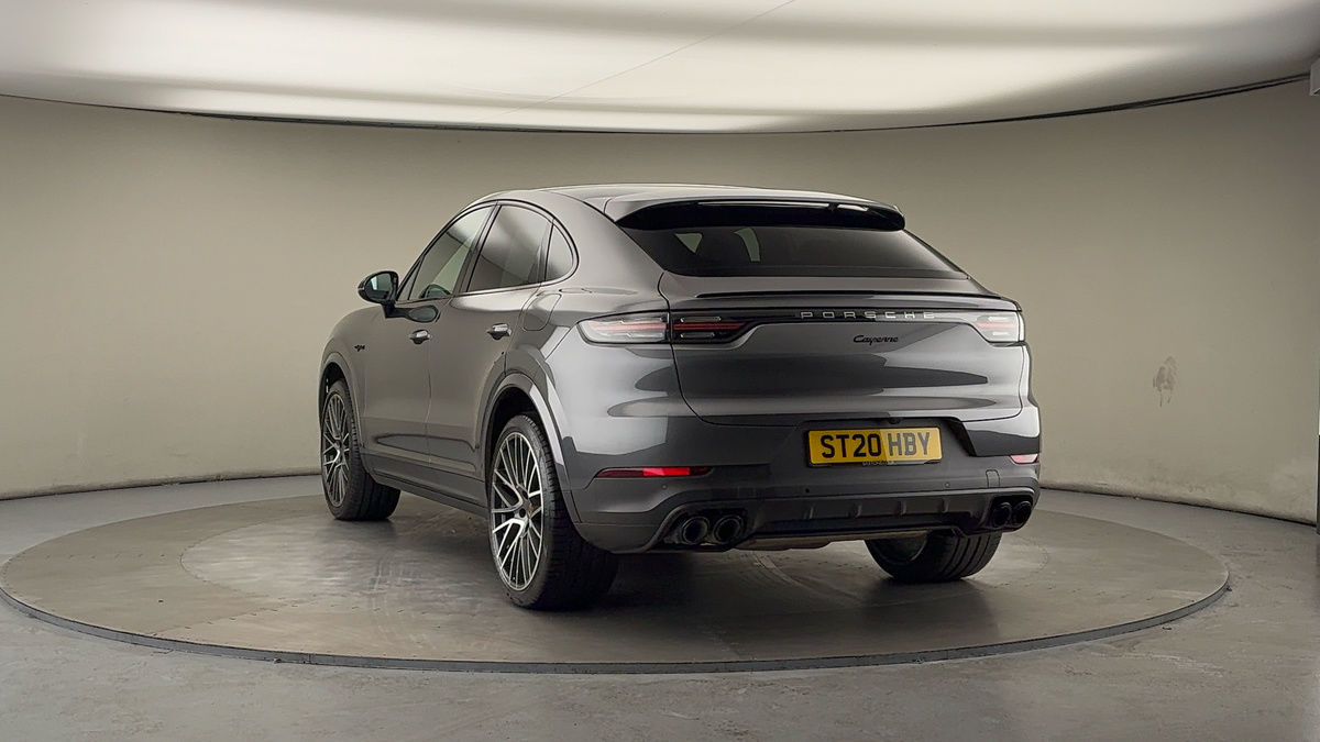 More views of Porsche Cayenne