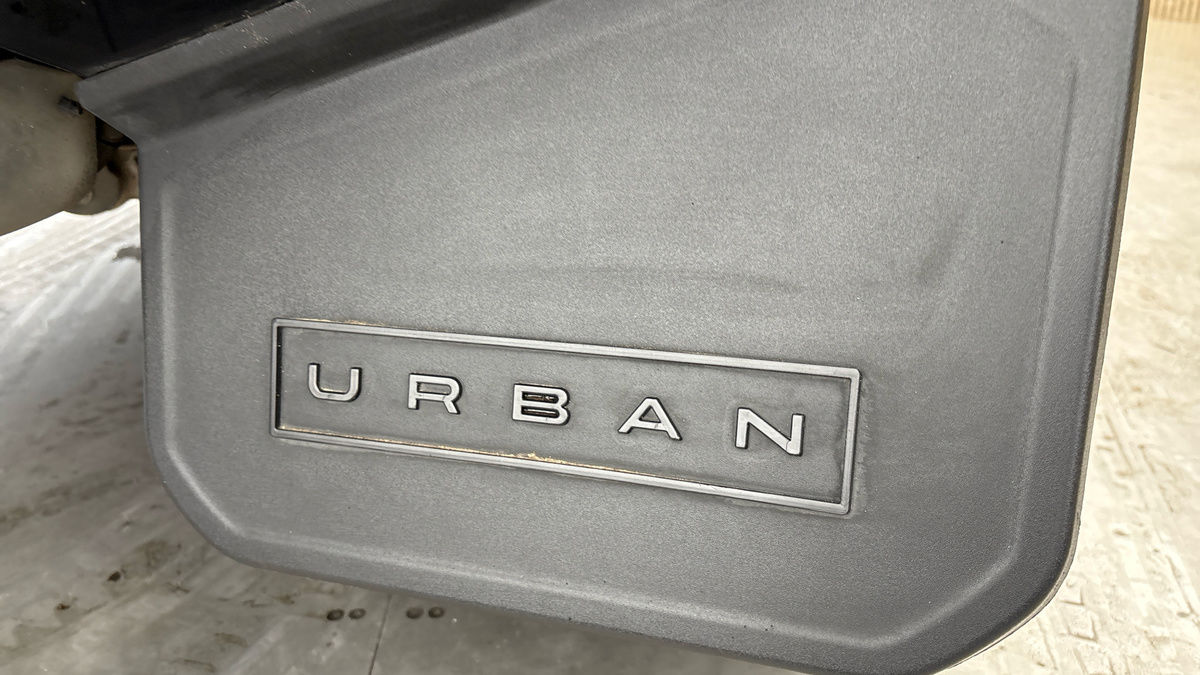 Land Rover Defender 90 Urban Image 30