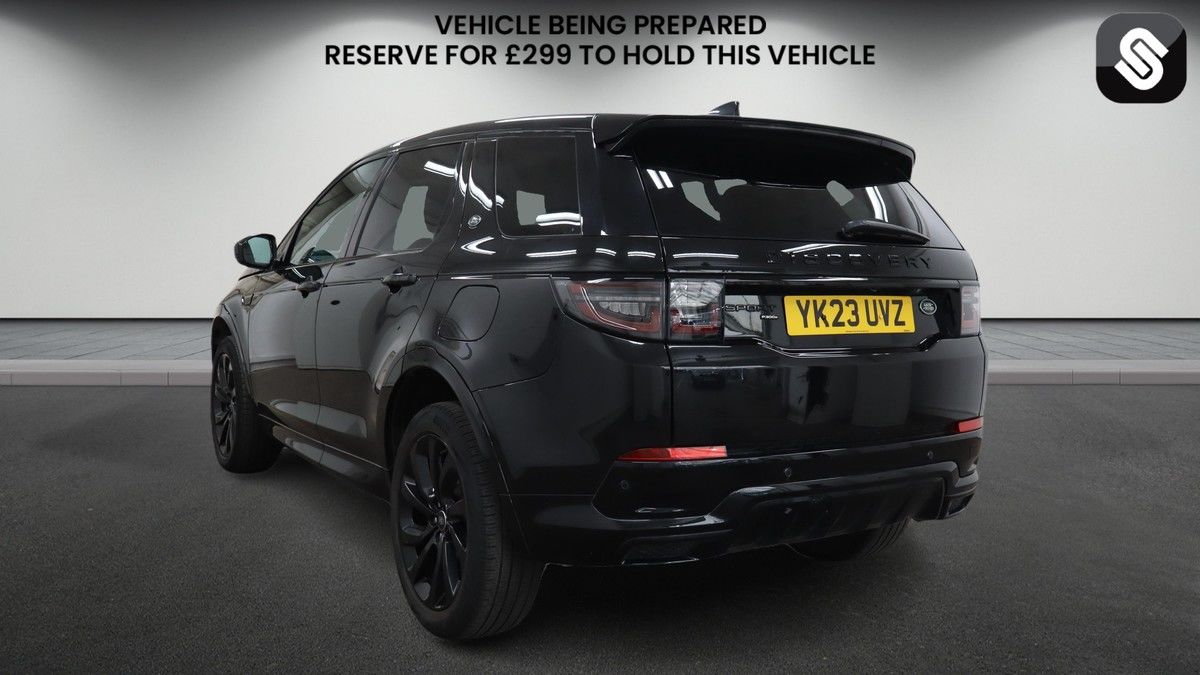 Land Rover Discovery Sport Image 3