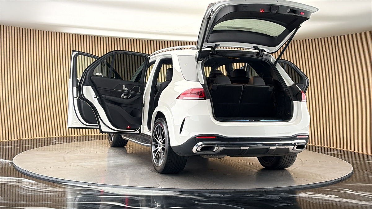 More views of Mercedes-Benz GLE