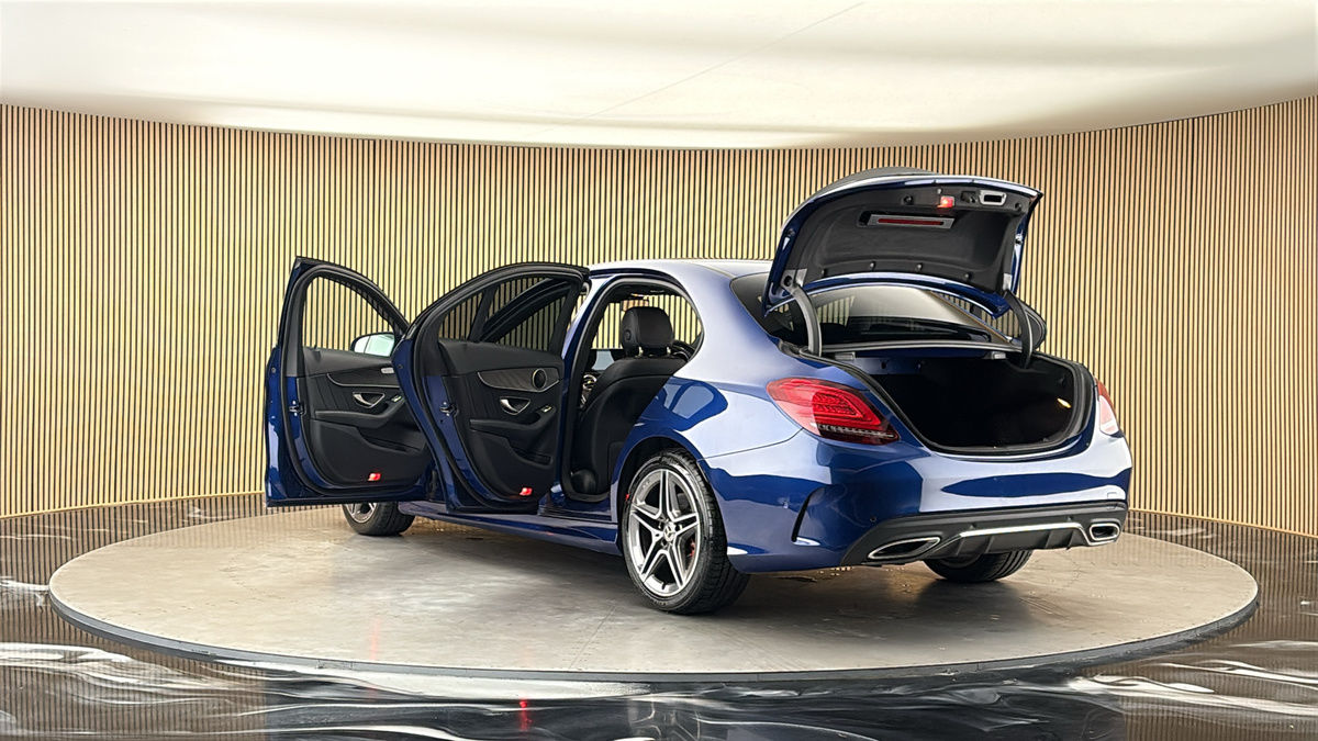 Mercedes-Benz C Class Image 23