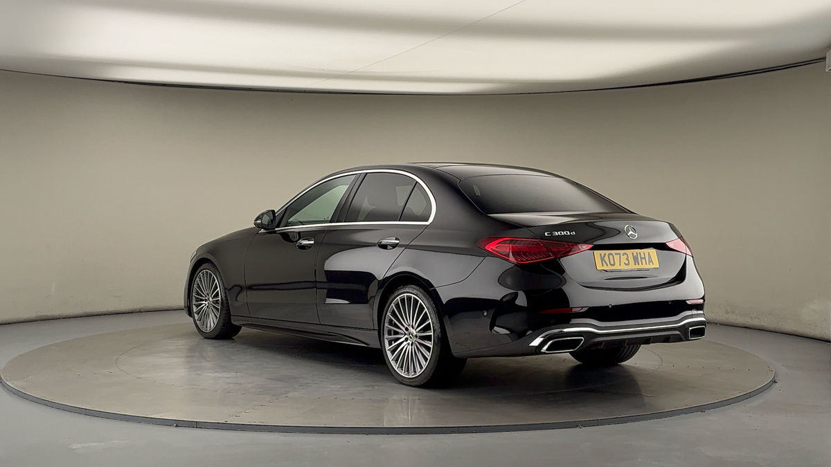 Mercedes-Benz C Class Image 2