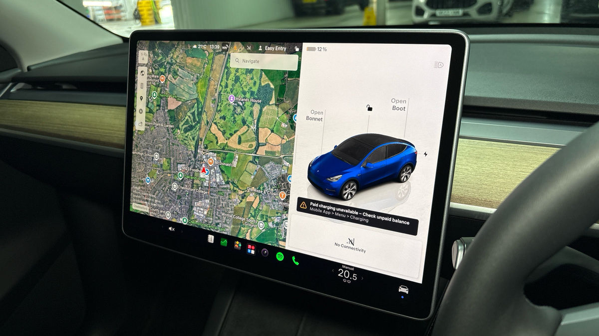 Tesla Model Y Image 17