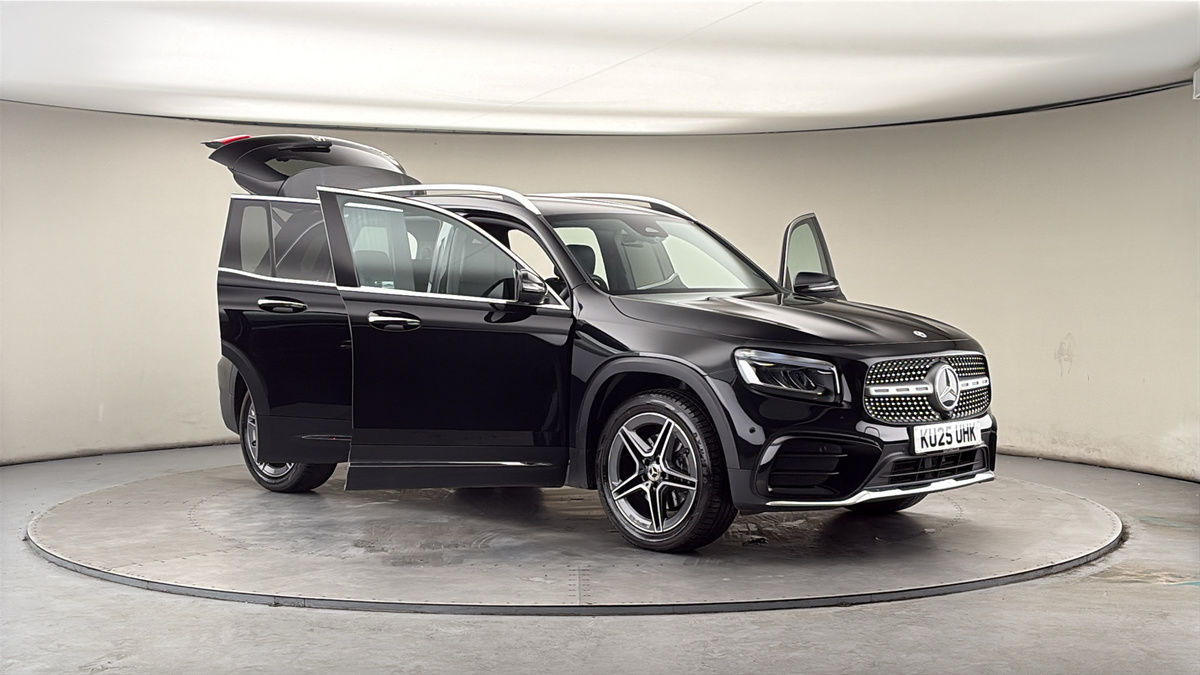 More views of Mercedes-Benz GLB