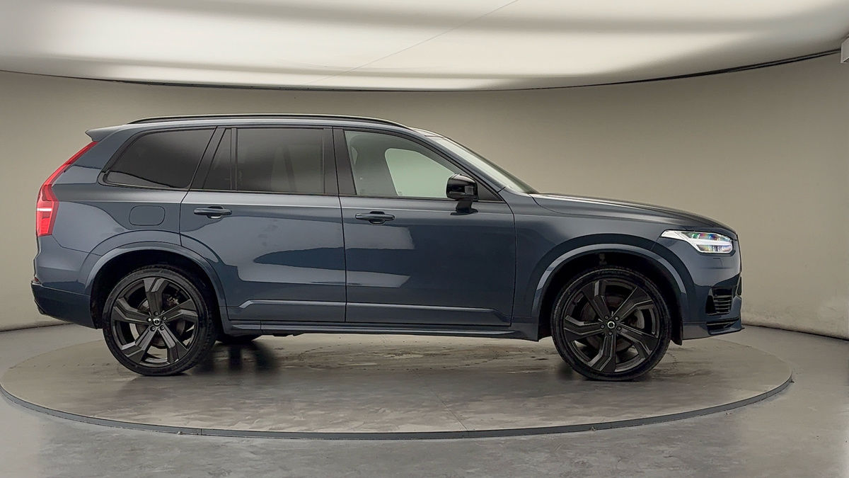 More views of Volvo XC90