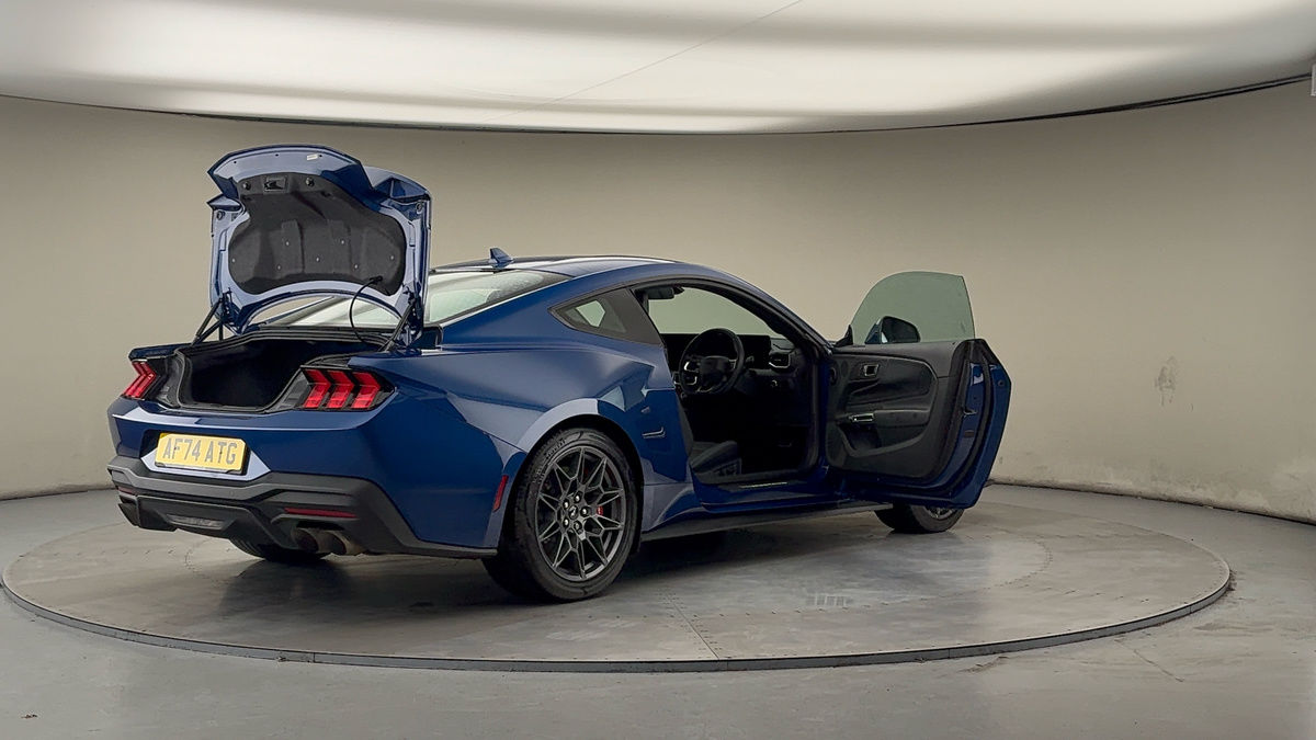 More views of Ford Mustang