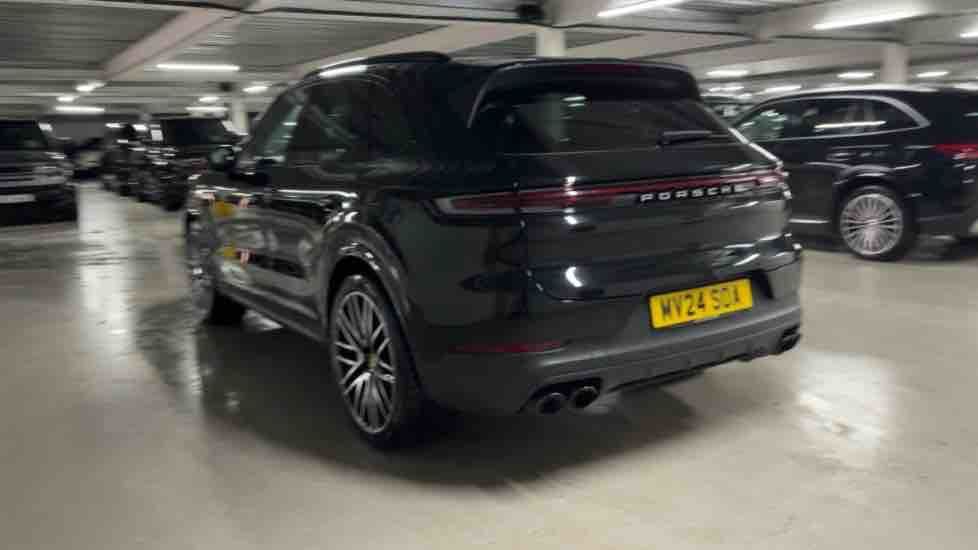 More views of Porsche Cayenne