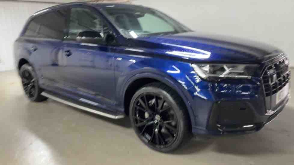 More views of Audi Q7