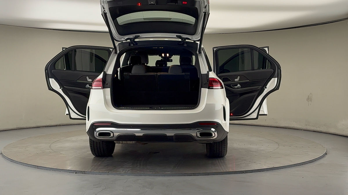 More views of Mercedes-Benz GLE