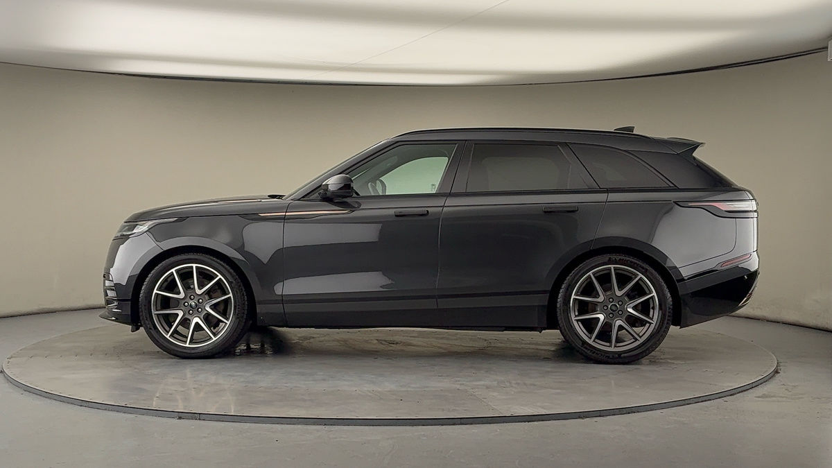 More views of Land Rover Range Rover Velar