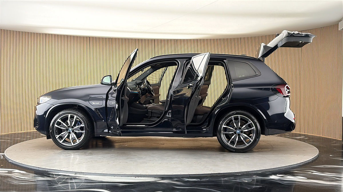 More views of BMW X3