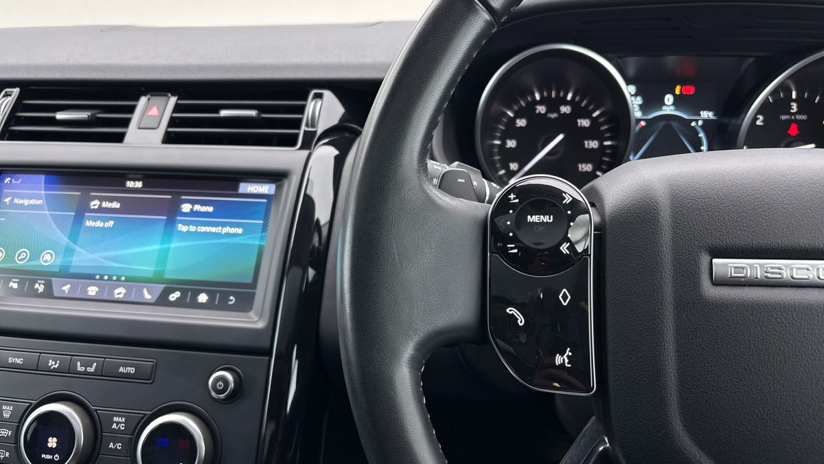 Land Rover Discovery Image 13