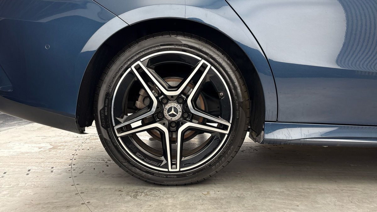 Mercedes-Benz CLA Image 10