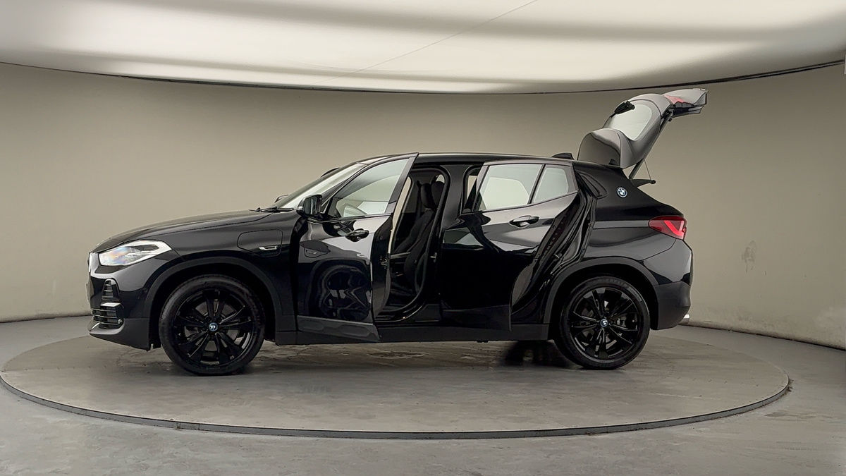 More views of BMW X2