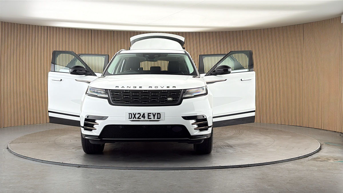 More views of Land Rover Range Rover Velar