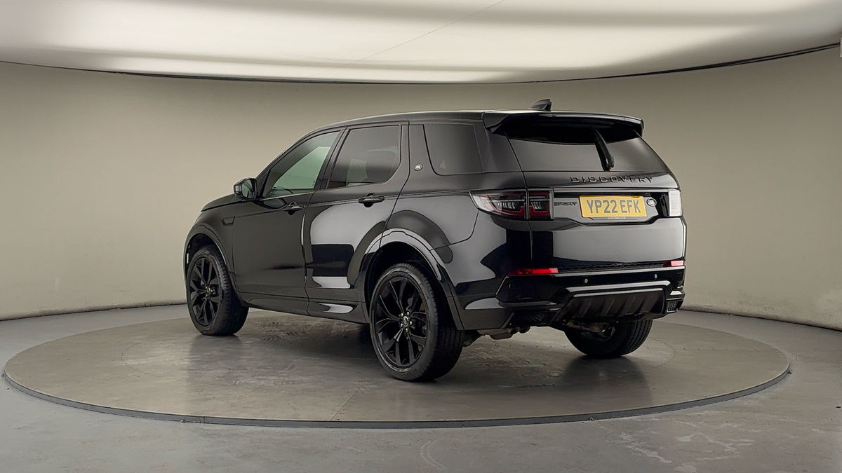 Land Rover Discovery Sport Image 2