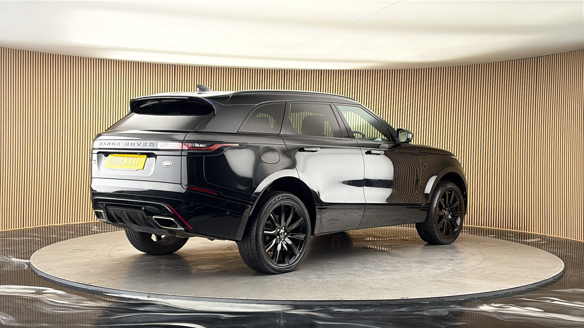 Land Rover Range Rover Velar Image 21