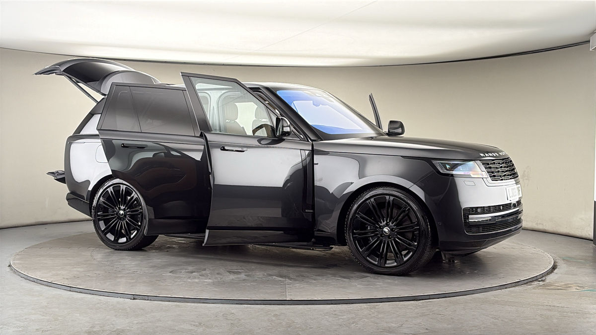 More views of Land Rover Range Rover