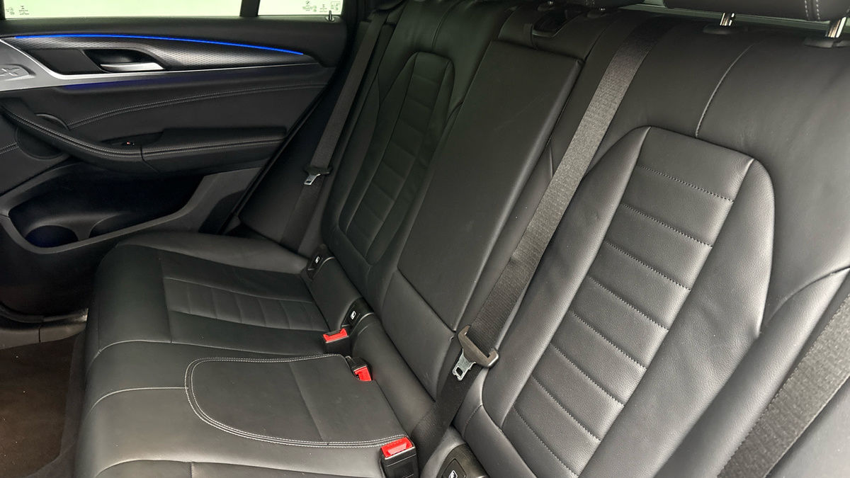 BMW X4 Image 8